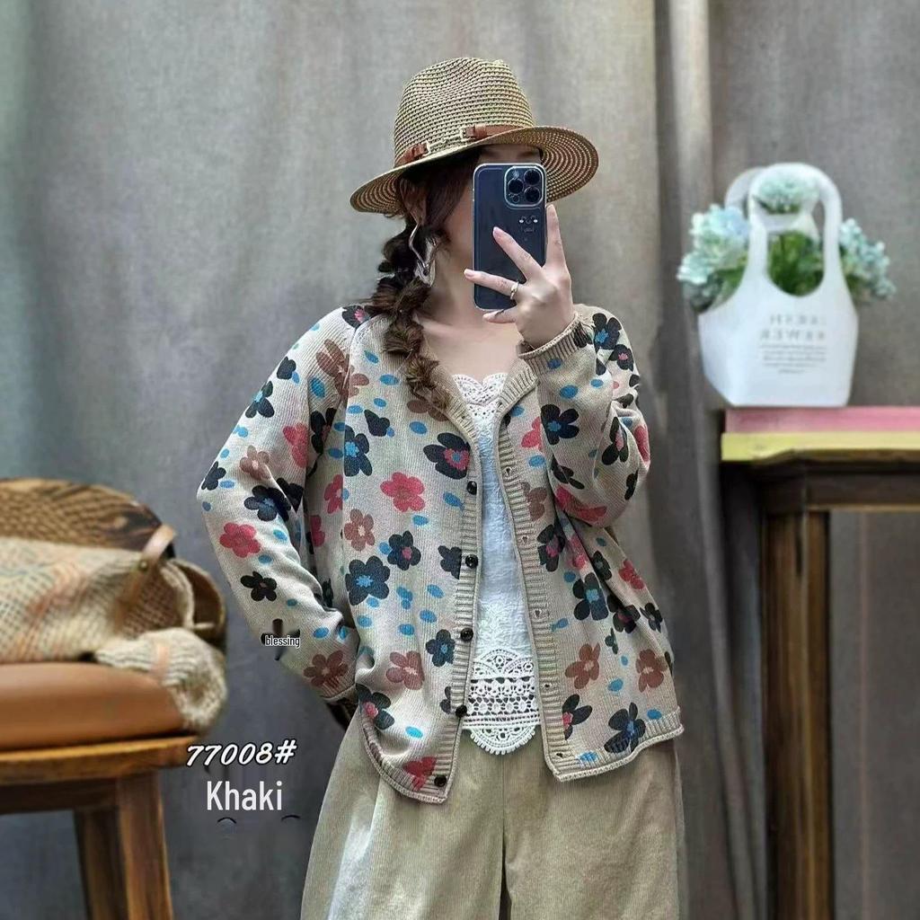 2026 Autumn Retro Floral Knit Sweater: Distressed, Loose, and Round Neck Cardigan