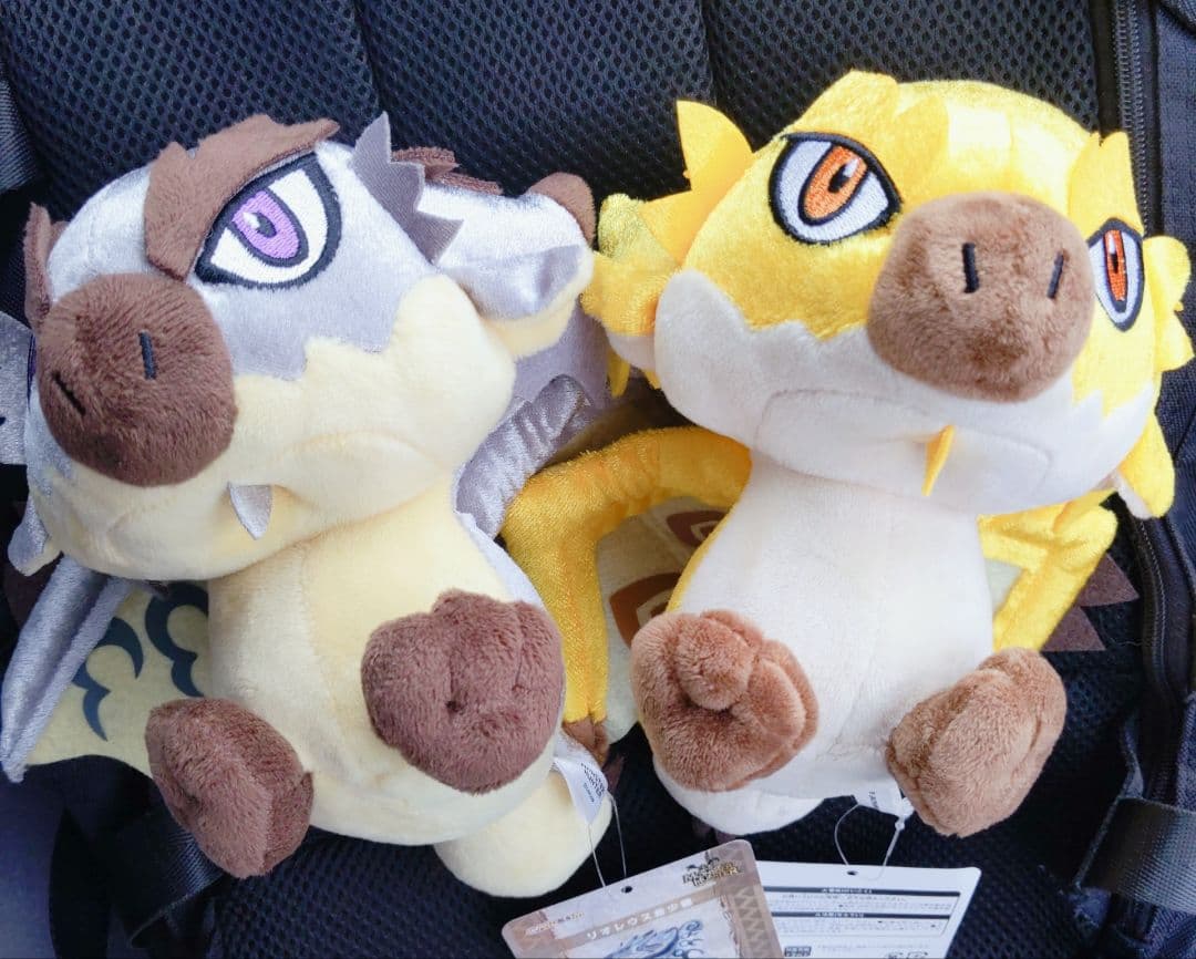 

[USED] Monster Hunter Plush Toys: Rathalos and Rathian
