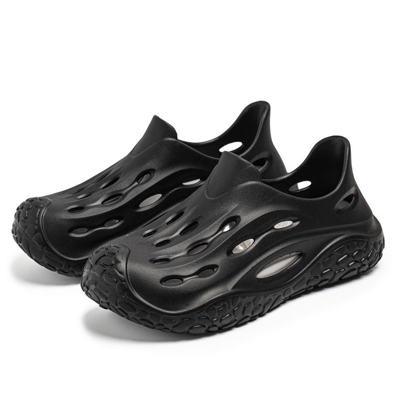 

Спортивные тапочки мужские летние новые всесторонние толстоподошвенные обувь с отверстиями модные нескользящие дышащие повседневные для ходьбы по воде мужские туфли 39
