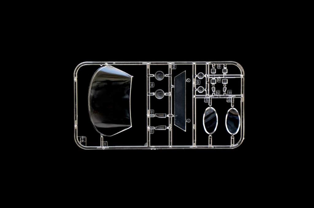 Italeri Lamborghini Miura Plastic Model Kit IT3686 1/24