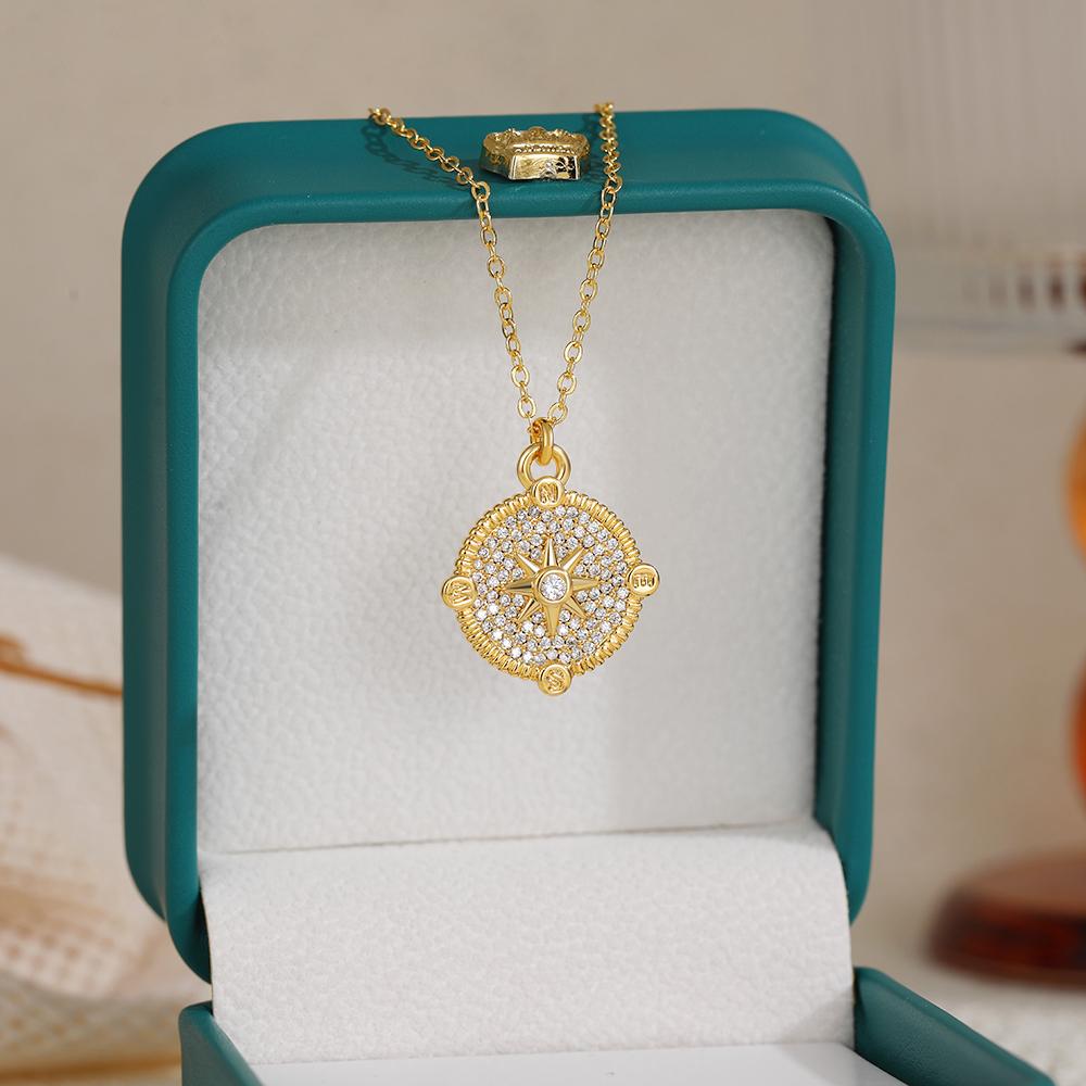 Personality Full with Cubic Zirconia Thick Star Circle Pendant Neckalce Versatile for Everyday Wear Stainless Steel Jewelry New