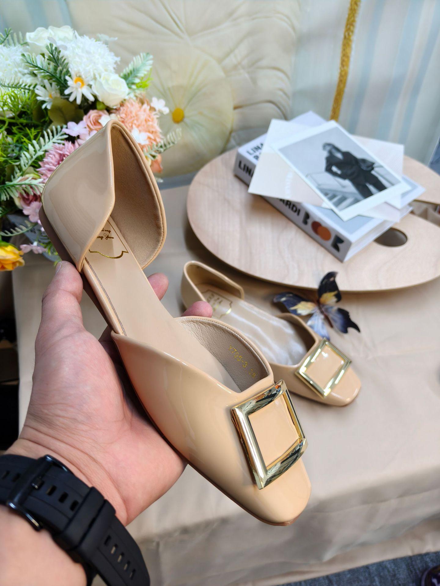 

Найди второй волосок! Модные универсальные новые туфли-лодочки с квадратным носком и квадратной пряжкой, кожаные, с вырезами, женские балетки, темпераментные, для работы, весенние 40