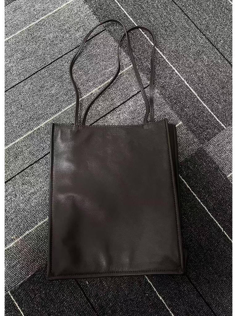 Minimalist Lambskin Tote Bag - Casual Commute, Thin Strap, Large Capacity, Women's Shoulder Shopping Bag.