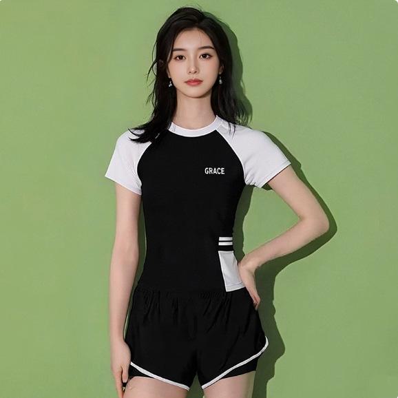 2026 Women's Conservative Short Sleeve Plus Size Slimming Swimsuit - Professional Training and Hot Spring Swimwear