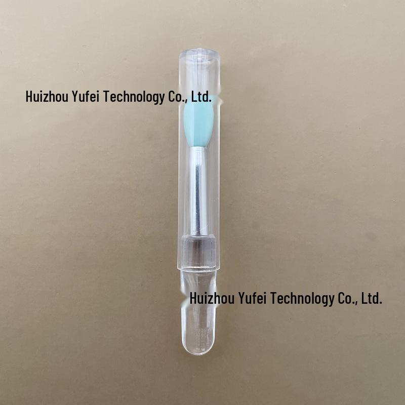 Patent Authorized Dustproof Portable Silicone Lip Brush with Lid