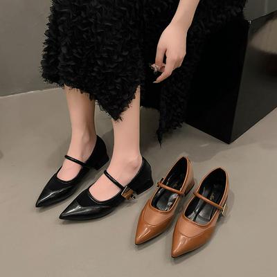 Czółenka – Czółenka