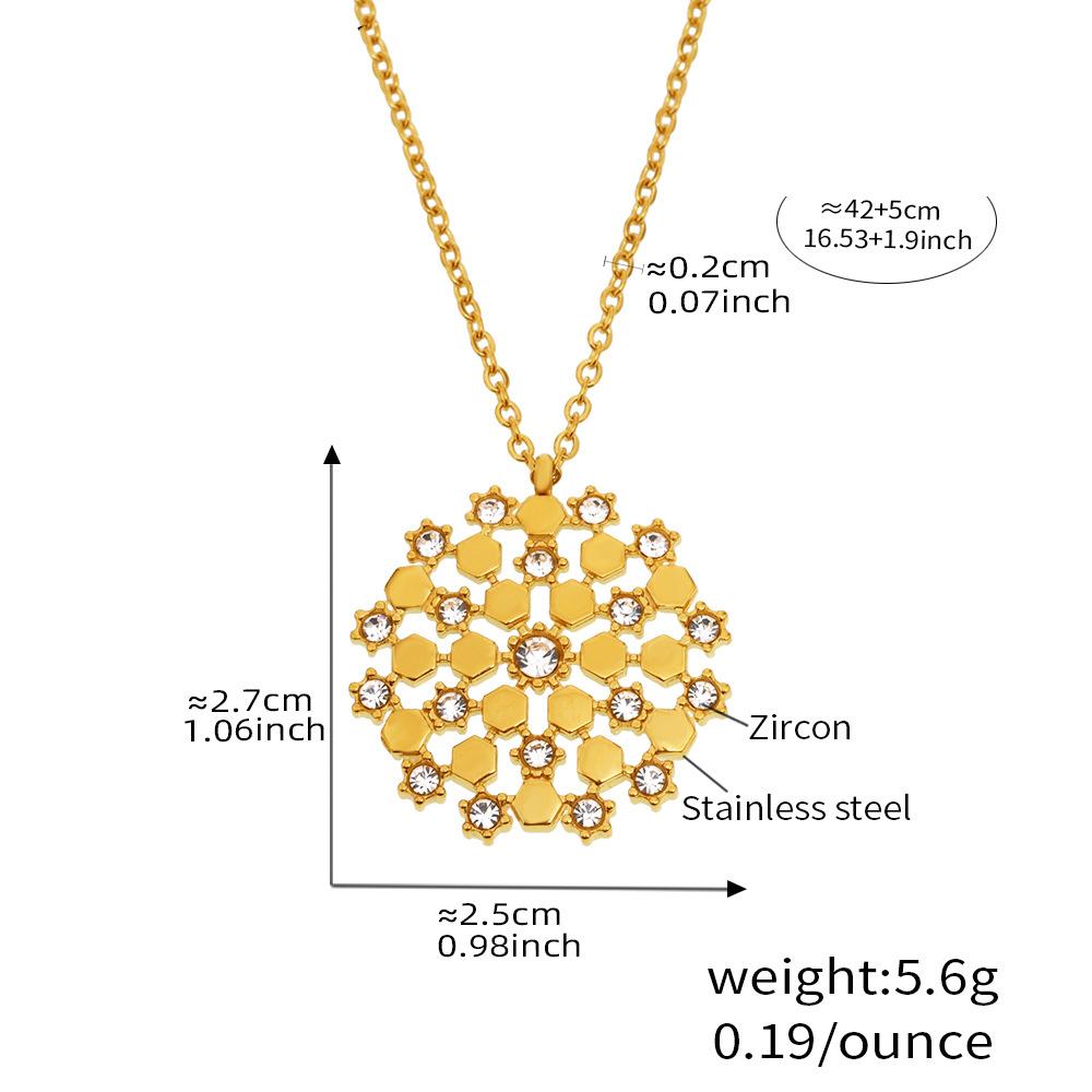 Women's Fashion 18K Gold Plated Stainless Steel Jewelry Set Non-Tarnish Snowflake Earrings Necklace Ring with Zircon Jewelry Set