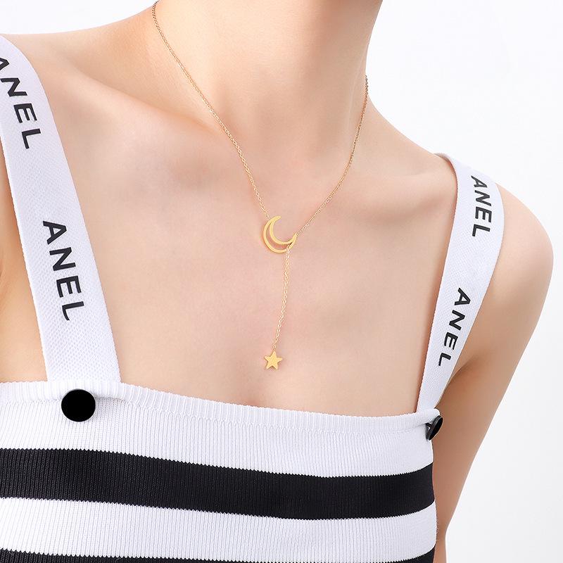 Star Moon Mini Pendant Necklace - European & American Ins Style In Stainless Steel & Titanium Clavicle Chain P315