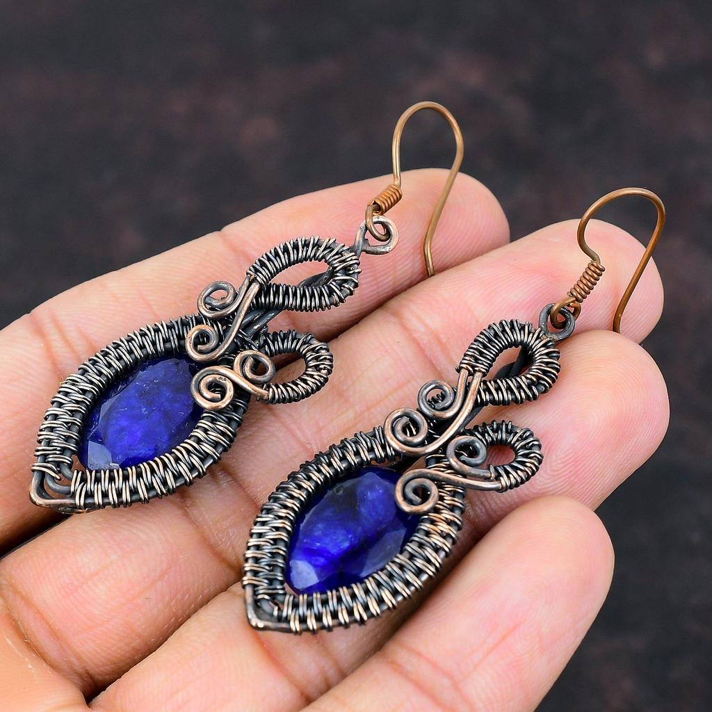 Boucle d'oreille Saphir Bleu Facetté Fil de Cuivre Enroulé Fait Main Boucle d'oreille Fil Enroulé Bijou Pierre Précieuse Bijou en Cuivre Boucles d'oreilles Pendantes Cadeau pour Mère