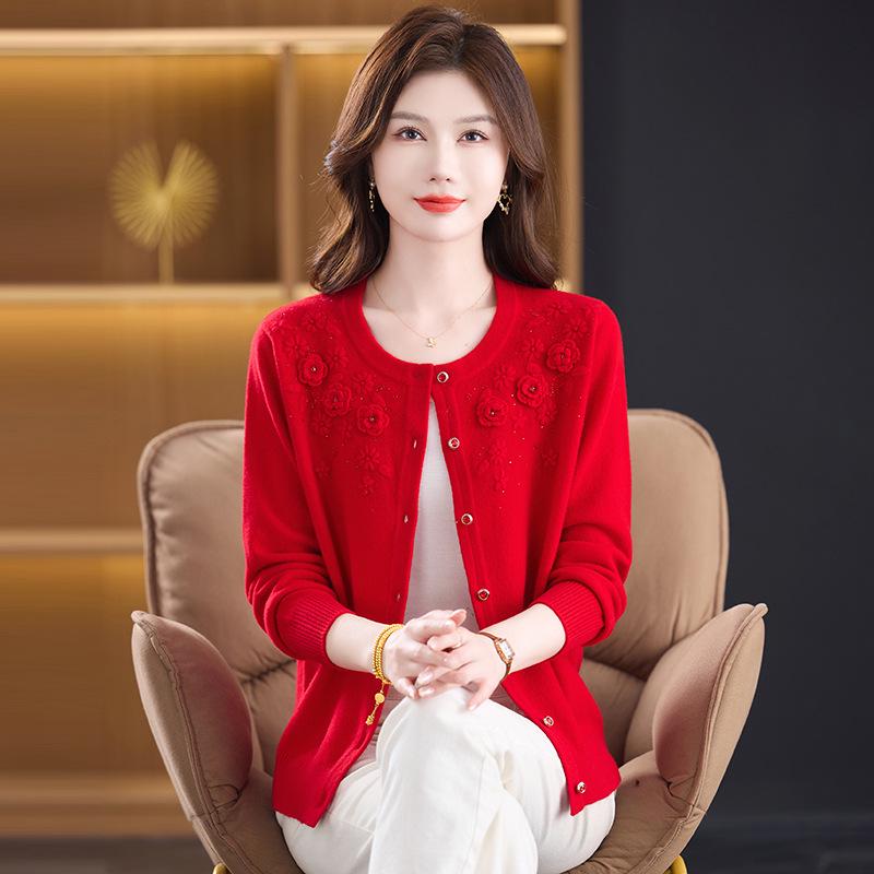 Classic Knitted Wool Cardigan for Women - Age-Defying Sweater Coat for Autumn/Winter