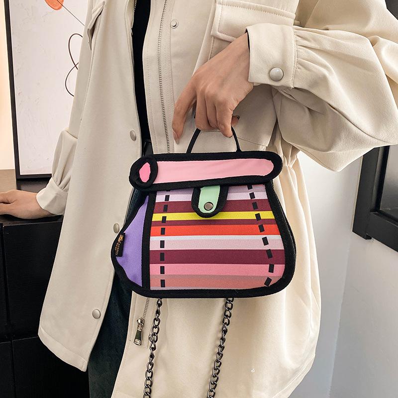 Двухмерная мультяшная аниме-девочка в форме сердца — фото 4