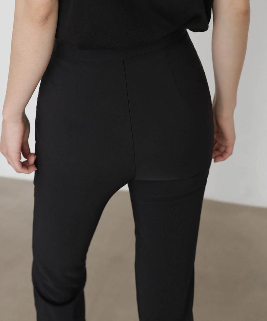 Jikeulib Secret Banding High-Waisted Spandex Black Slacks