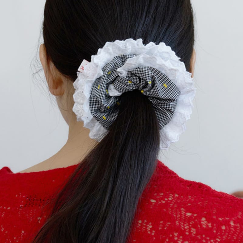 FANTASTIC PLANET petit check lace scrunchie (2colors)