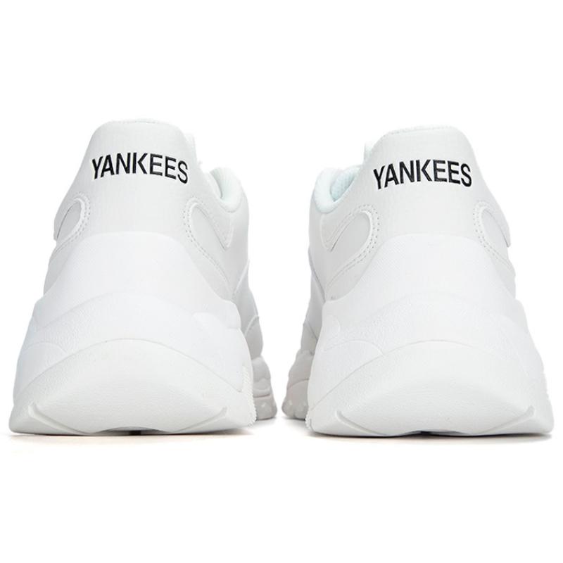 MLB Big Ball Chunky Low Top Chunky Sneakers Unisex Ecru Sneakers 3ASHCS12N-50WHS
