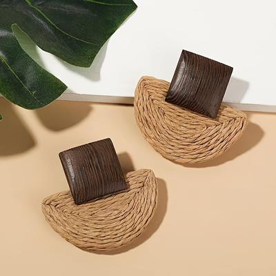 Geometrische Ohrstecker aus Holz im Boho-Chic-Stil in Fächerform, eleganter minimalistischer Stil, Modeaccessoire für Frauen, Statement-Schmuck