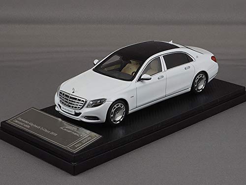 

Почти как настоящий Mercedes-Maybach S-Class - 2016 - Diamond White Масштаб 1/43 Полностью литая модель автомобиля 420102