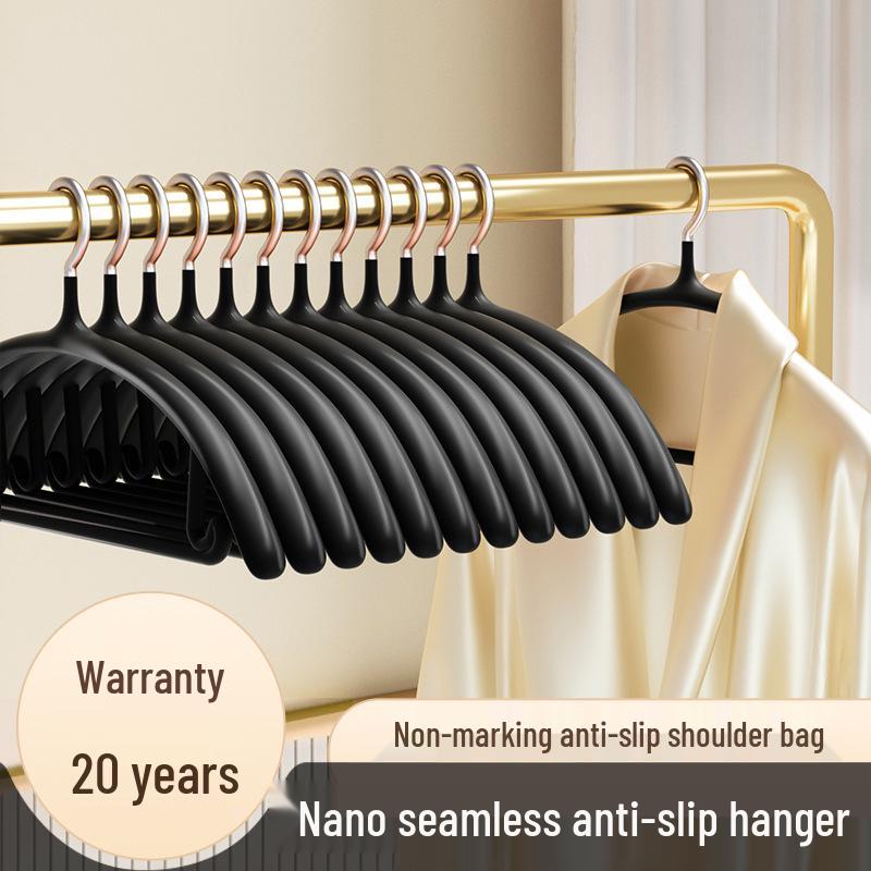 Seamless Non-Slip Hanger: Thickened, No-Bulge Design for Student Clothes Storage