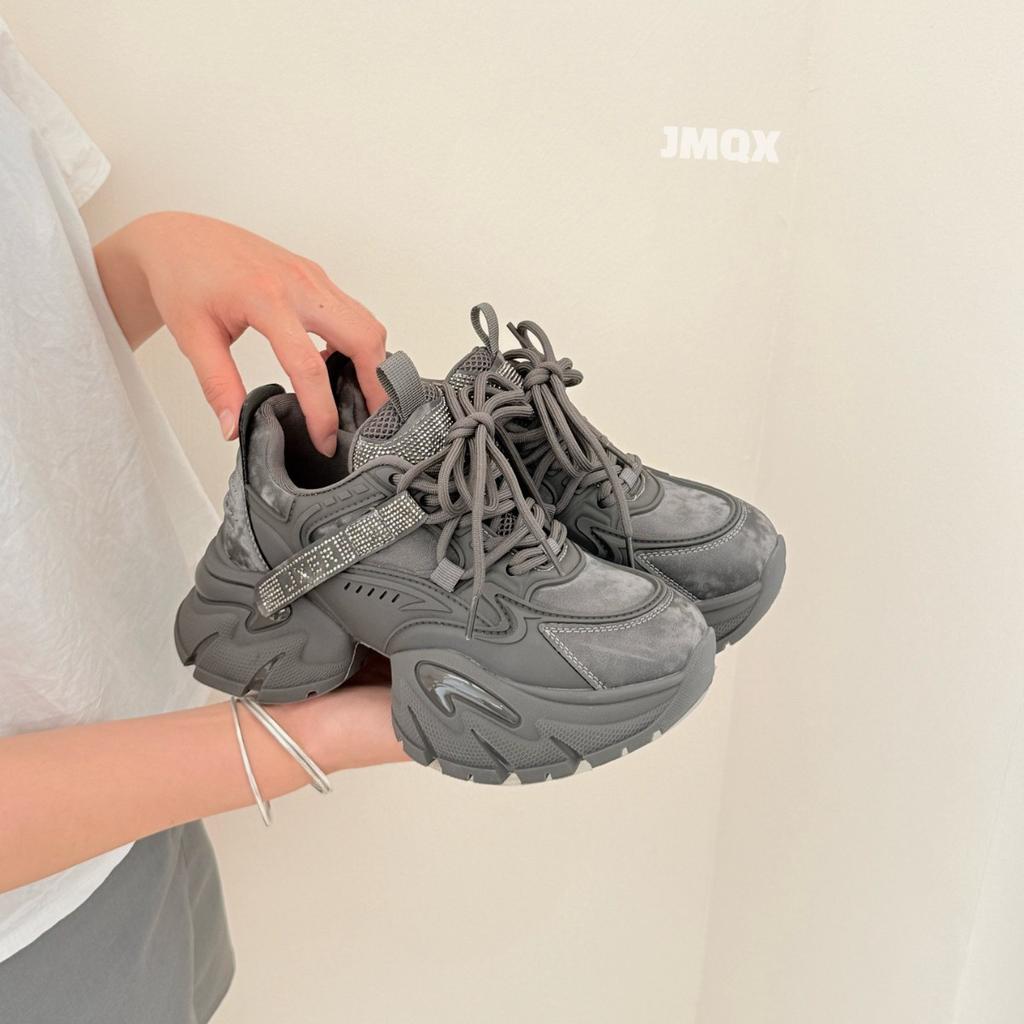 Damen-Dad-Schuhe mit dicker Sohle, leicht und rutschfest, neue Herbstschuhe für Kinder 2025, beliebte weiche Sohlen sind nicht ermüdend und vielseitig