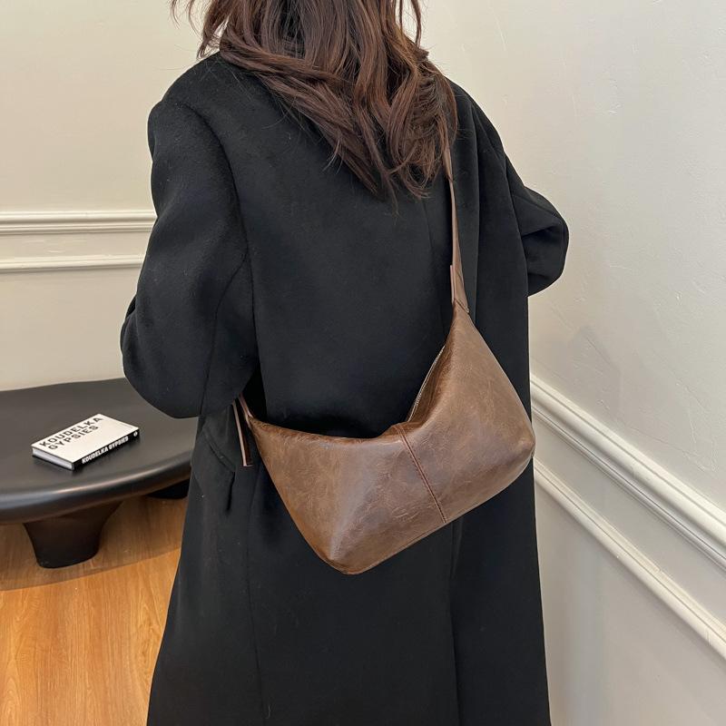 2025 New Retro Commuter Bag Women's Bag Trendy Fashion Korean Version Single Shoulder Tote Bag Versatile Large Capacity Armpit Bag