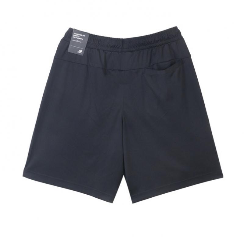 New Balance Pantaloni scurți de bază din poliester 4.5 părți Aa Nbnvfco301 19 60