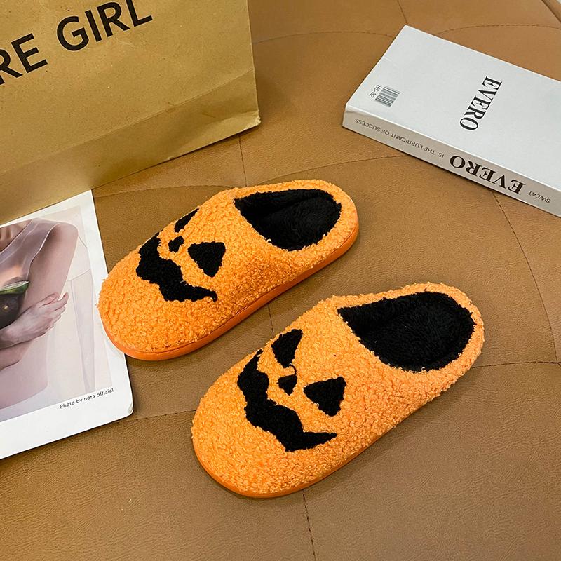 

Модные хлопковые тапочки с клубничками для пары, домашние, комнатные, мультяшные, на платформе, шлепанцы для женщин 2024, дизайнерские, теплые, удобные, зимние туфли для женщин 43