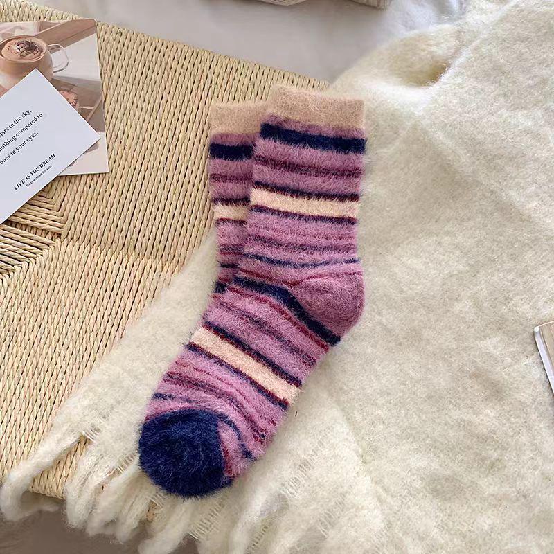 Women's Plush Mid-Calf Socks: Retro Striped, Velvet-Lined, Faux Mink Fur, Warm Autumn/Winter Style.