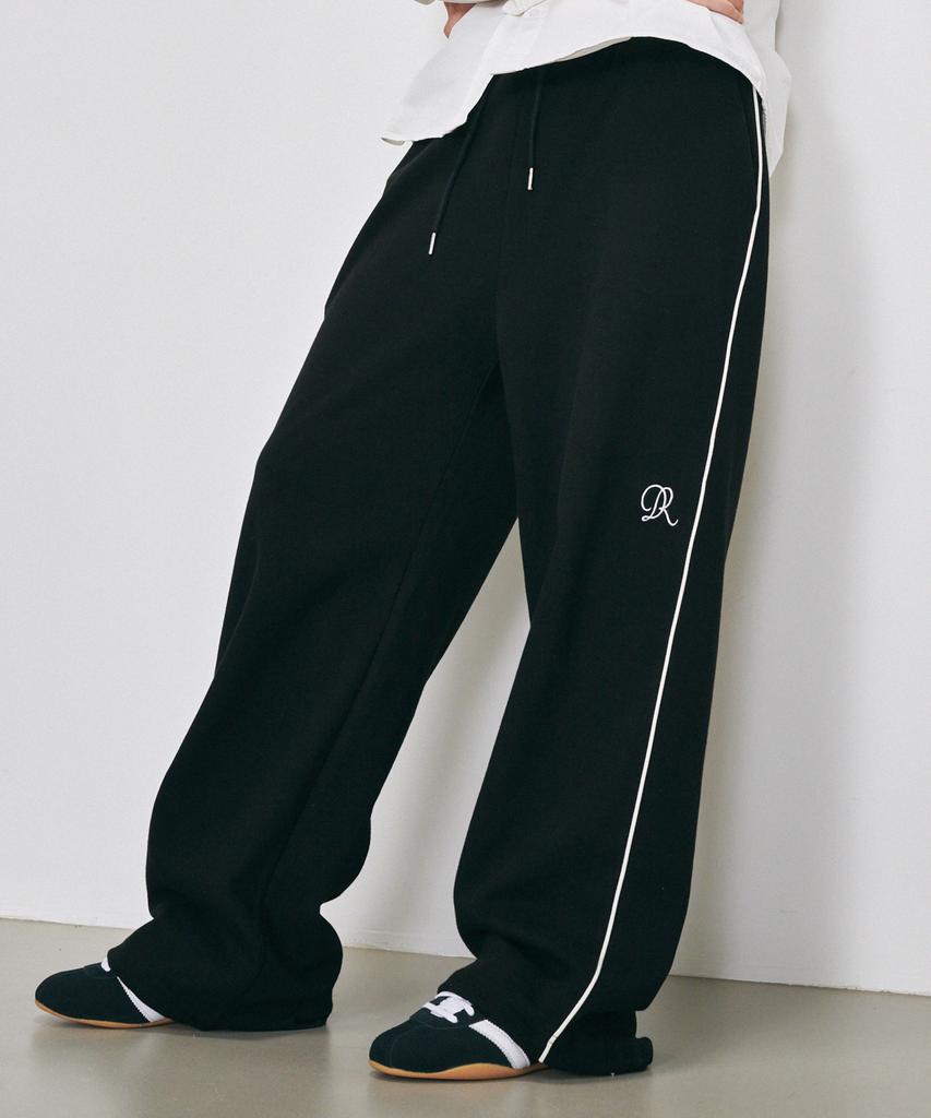 Dieomaidieo Dear Dr Piping Sweatpants (Black)