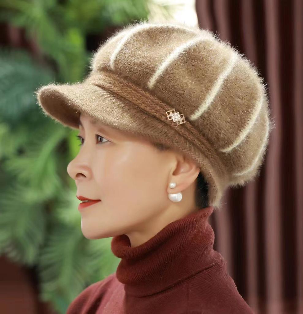 Winter New Mother Hat Women's Middle-aged and Elderly Hat Plush Wool Hat the Elderly Warm Thickened Knitted Hat