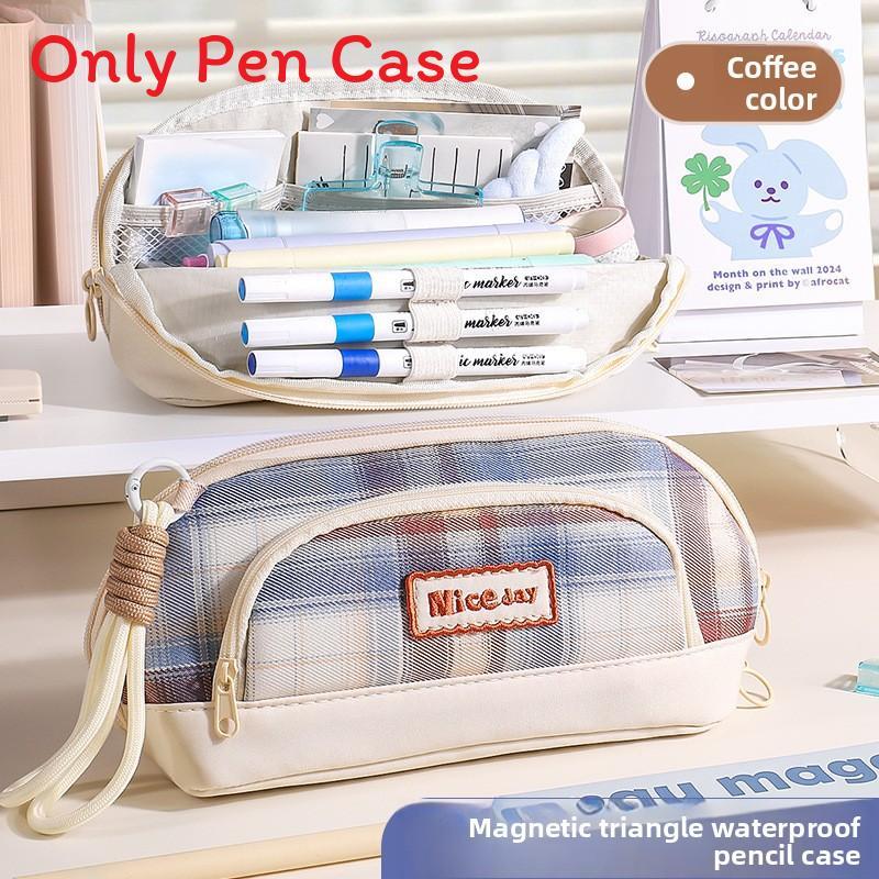 Vintage American Style Magnetic Pen Case With Patterned Fabric For Office And School Use