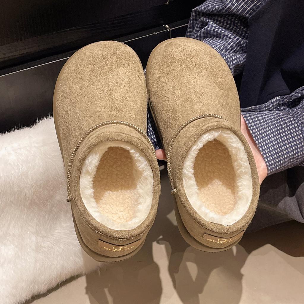 Thick-soled retro Birkenstocks, new warm snow boots for women, thickened outer wear, small potatoes, autumn and winter cotton shoes, velvet.