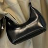 Herbst neue hochwertige Retro Schulter Achseltasche Kissen Tasche einfach Pendler Damen Tasche Nische trendige Umhängetasche