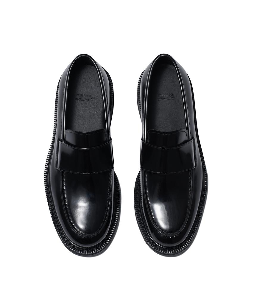 Musinsa Standard Bold Moc Toe Loafers [Black]