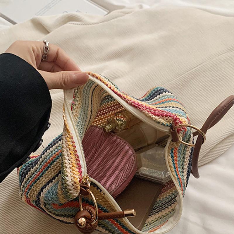 Women's Striped Woven Straw Tote Bag - Lightweight Large Capacity with Detachable Coin Purse & Zip Closure for Beach Vacation