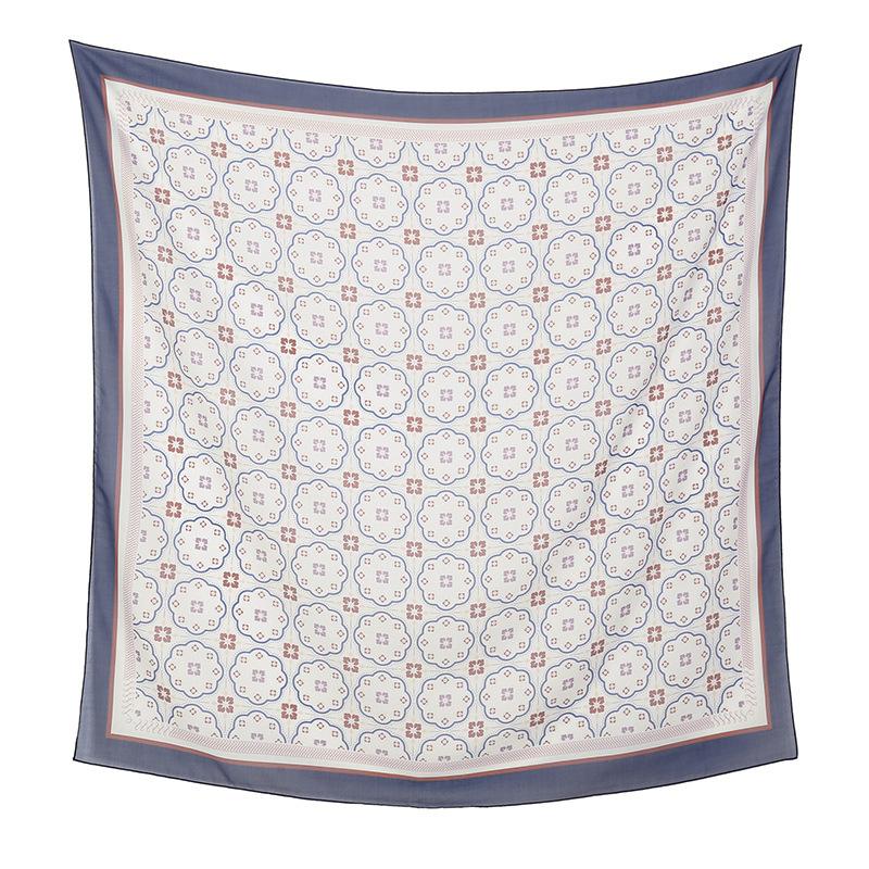Autumn and winter hot-selling new floral printing large-size square scarf women's popular Malay women's headscarf