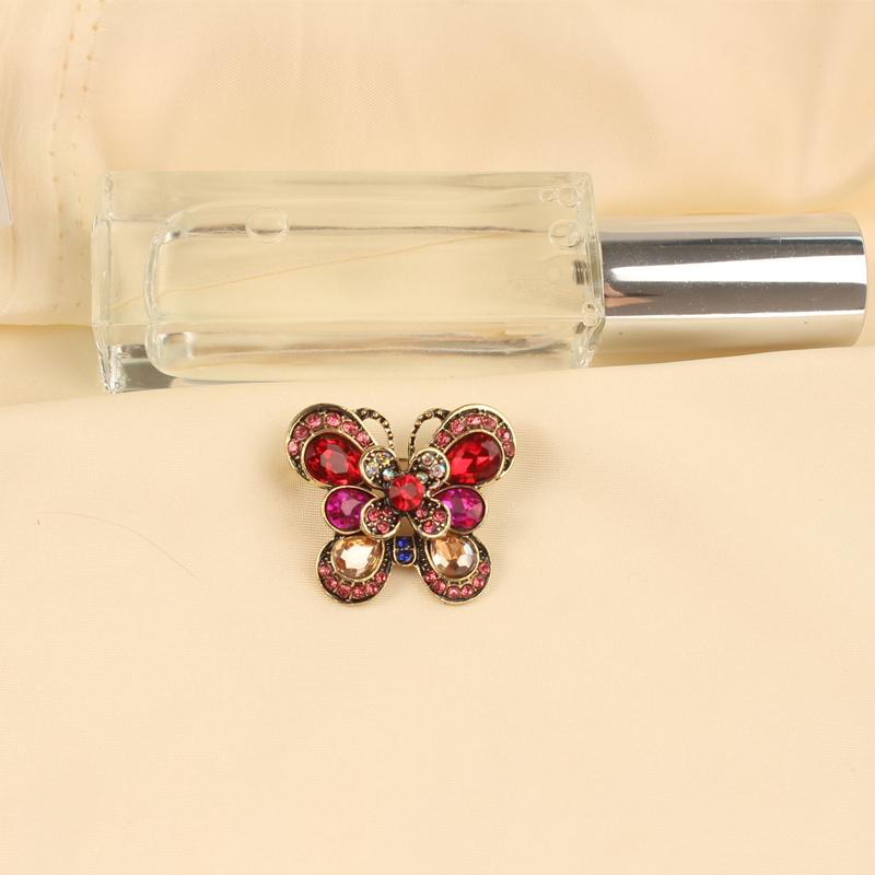 

Fashin Женщины Мужчины Винтаж Барокко Классический Дизайн Броши Значки Ретро Дворец Смола Аксессуары для Вечеринки Банкета Для Женщин Мужчин