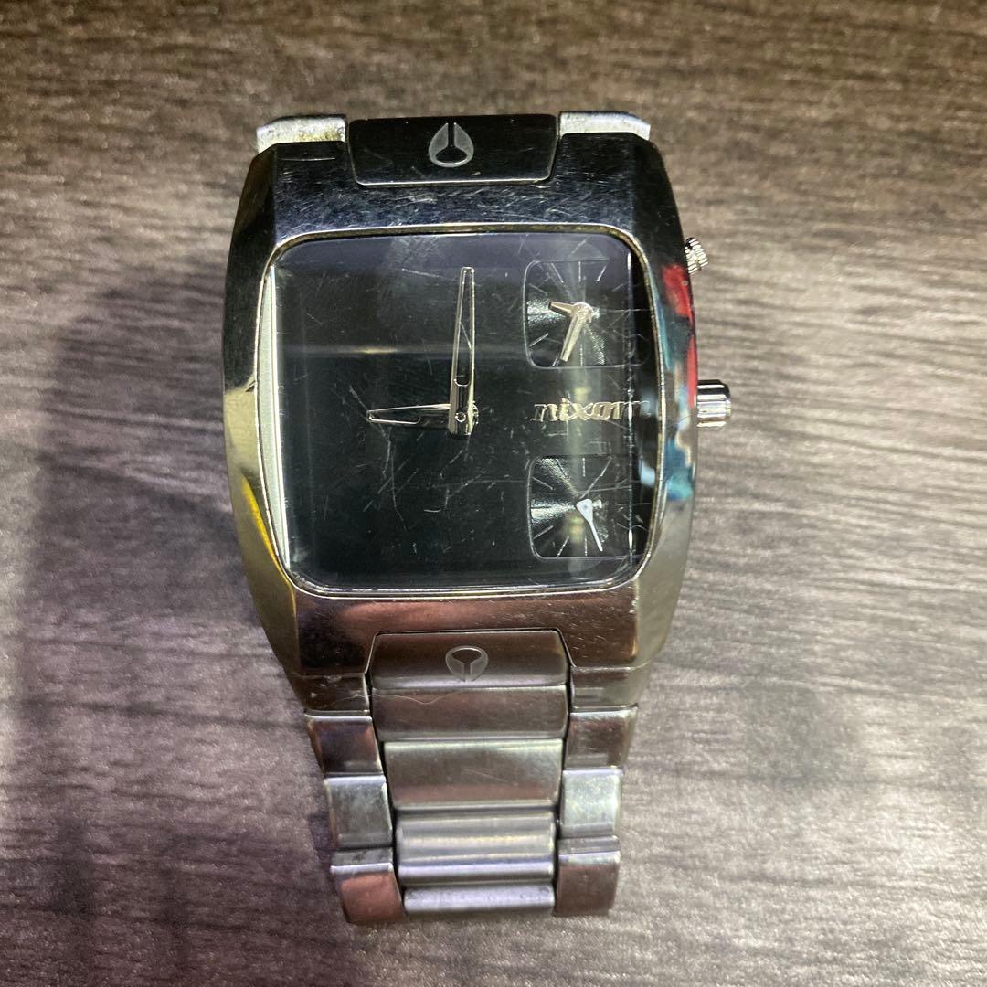 Used NIXON COUNT IT THF BANKS watch