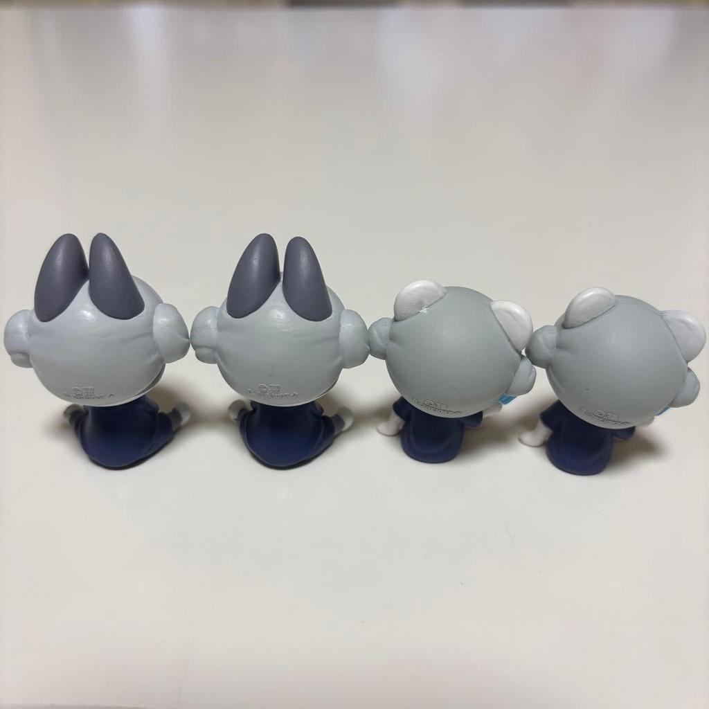 [USED] StrayKids SKZOO Sauna Figures Bang Chan and Hyunjin