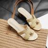 Tacchi alti da donna 2025 nuovo temperamento estivo alto senso piedi non stanchi sandali con tacco spesso versatili 5 cm ciabatte alla moda