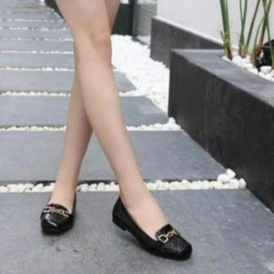 2025 Spring Women's Versatile Round Toe Soft Leather Shoes - Comfortable, Breathable, Patent Leather