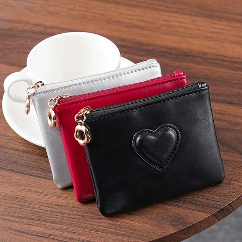 Women Lightweight Puleather Card Holder Cute Heart Shaped Small Wallet Multi-Card Anti-Magnetic Card Holder Travel Cash Coin Bag