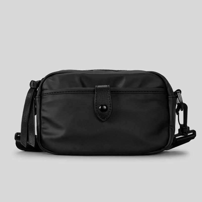 

Casual Single-shoulder Crossbody Small Square Bag Mobile Phone Bag Hong Kong-style Water-resistant Handbag чорний