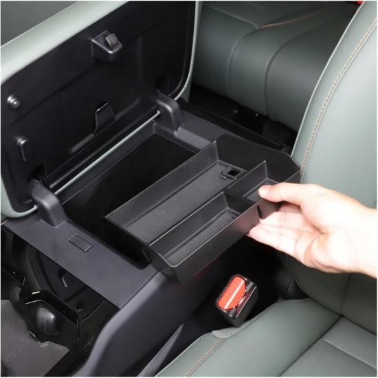 

Compatible Chery Jaecoo 6 J6 ICAR 03 2024-2025 ABS Black Center Console Lower Central Armrest Storage Box Interior Car Accessories(Style A) Style A