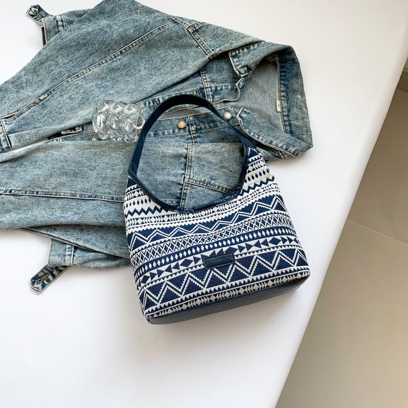 

Большая вместительная сумка в этническом стиле, летняя модная сумка через плечо, универсальная повседневная школьная сумка в иностранном стиле