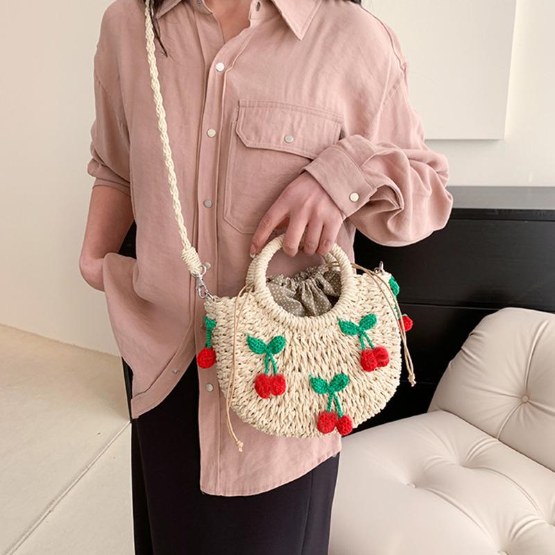Yogodlns Bolsa de Palha Cereja Feminina Bolsa de Mão Tecida à Mão Formato de Lua Bolsa de Rattan Grande Capacidade Cordão Casual Bolsa de Ombro Cruzada para Praia