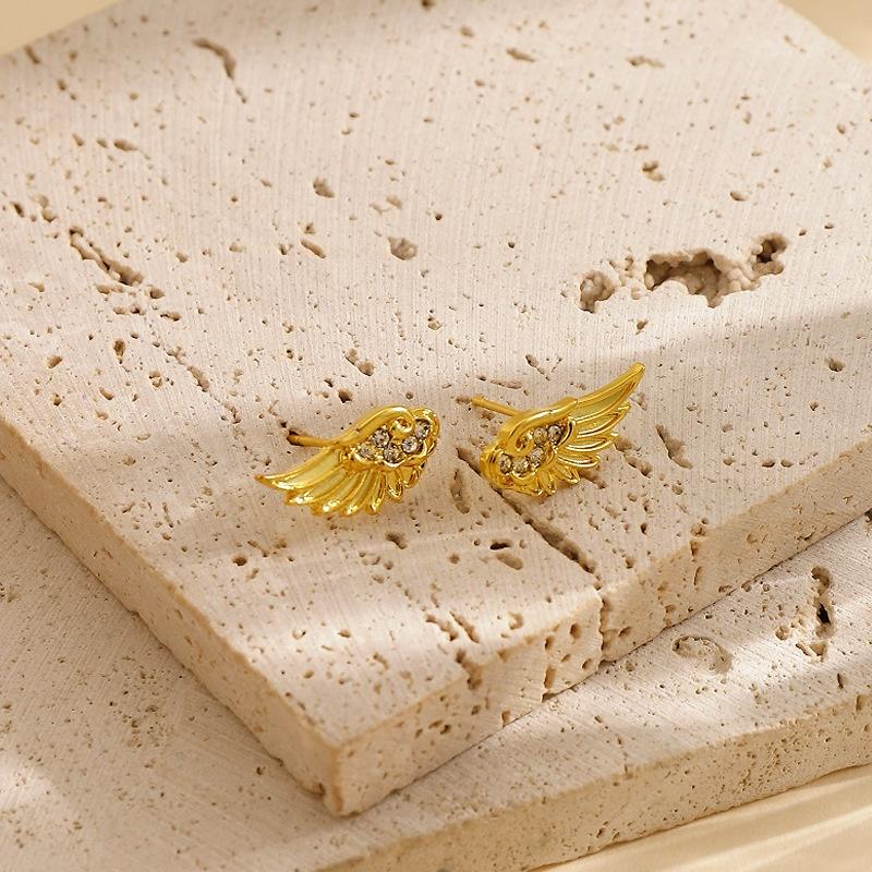1 Pair Vintage Creative Small Angel Wings Earrings For Women Girls Punk Cz Studs Wedding Party Luxury Ear Jewelry Birthday Gifts