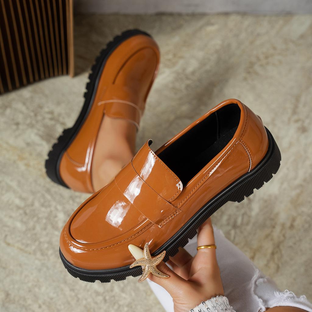2026 New Woman Black Patent Leather Loafers Non-slip Platform Casual Shoes for Daily Wear