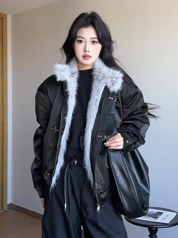 Fur Collar Leather Jacket with Airplane Buckle and Stand Collar for Men & Women - Warm Autumn/Winter Coat with Thick Cotton & Velvet Lining