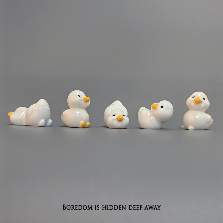 Surprise Her with Little White Duck Mini Figurines - Adorable Desktop Decorations for a Creative Birthday Gift