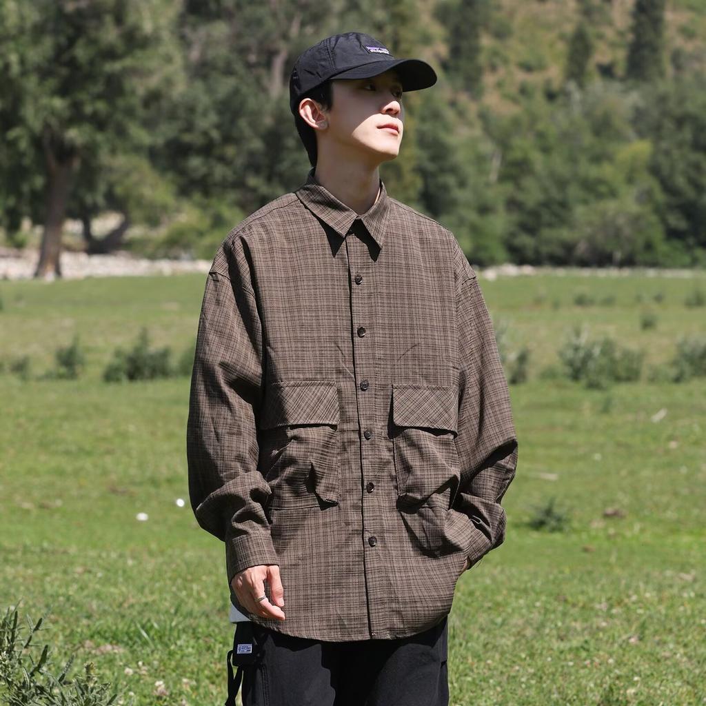 Xbro Japanischer Retro-Anti-Falten-Vintage-Unisex-Plaid-Mehrfach-Taschen-Berg-Nischenhemd-Paarmantel