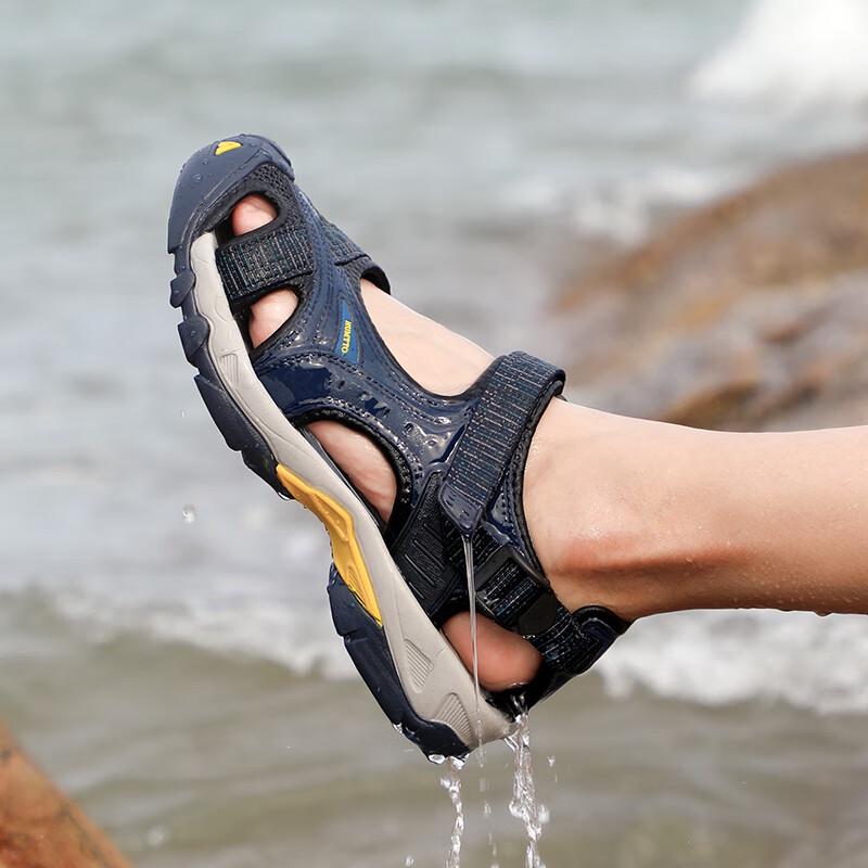 

HUMTTO Men s Lightweight Breathable Outdoor Sandals 42